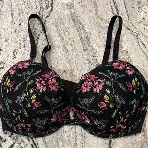 Victoria’s Secret Very Sexy Floral Embroidered Black Bra